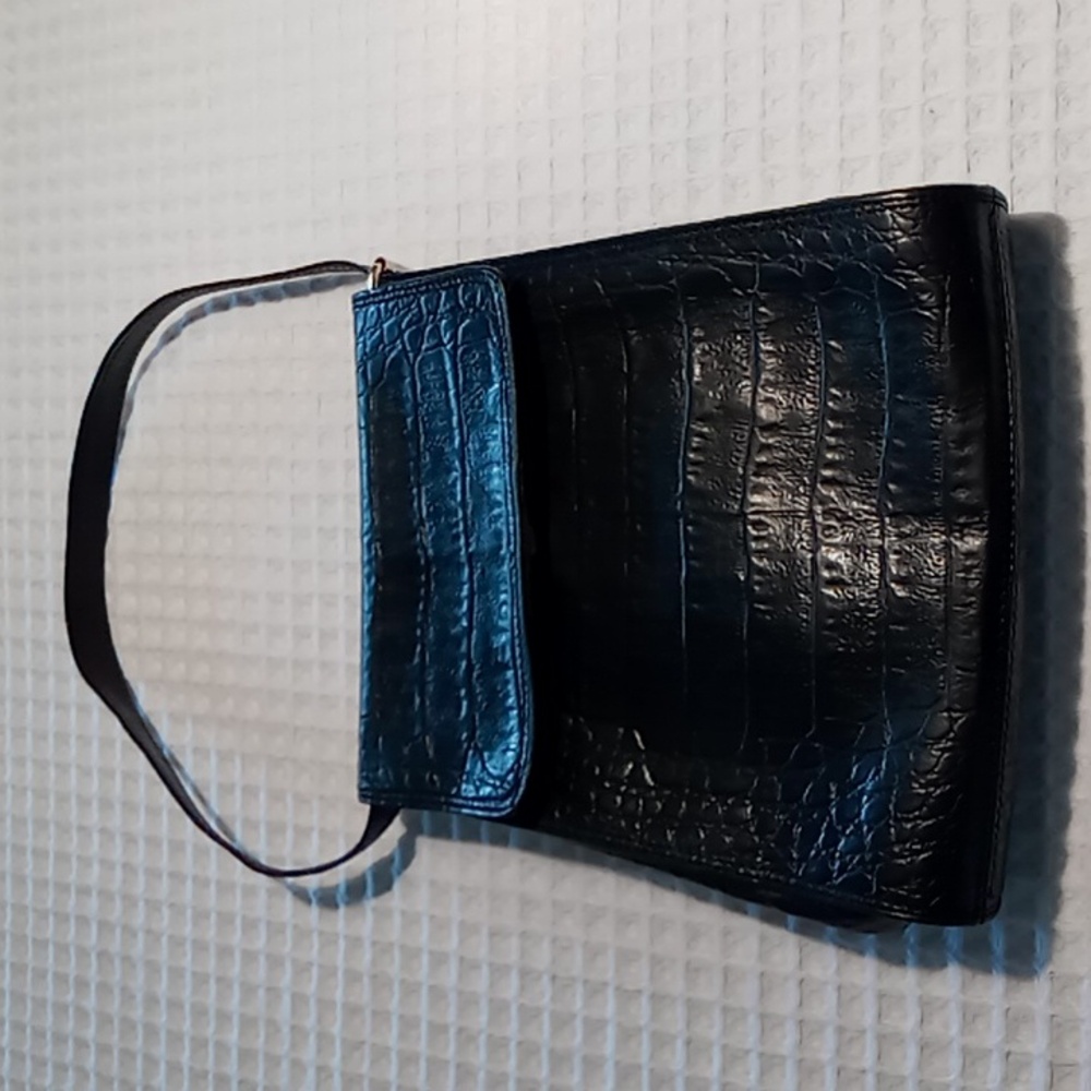 Vintage Croc Embossed Black Leather Shoulder Bag Made in Italy